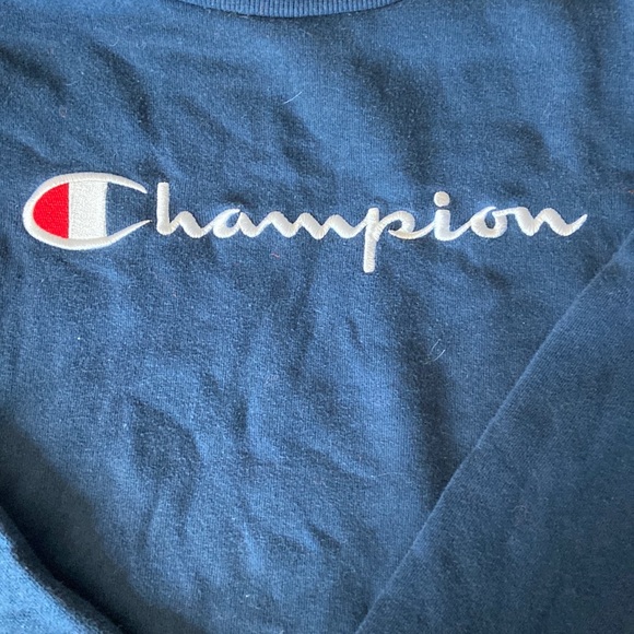 champion crewneck - Picture 2 of 3
